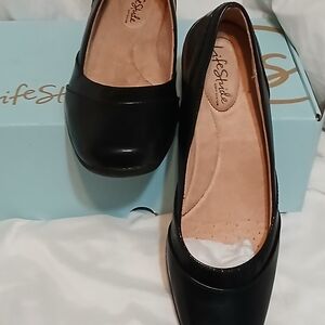 Life Stride Women's Deja Vu Black Flats